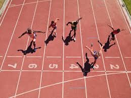 张雨霏，已任高校游泳学院副院长